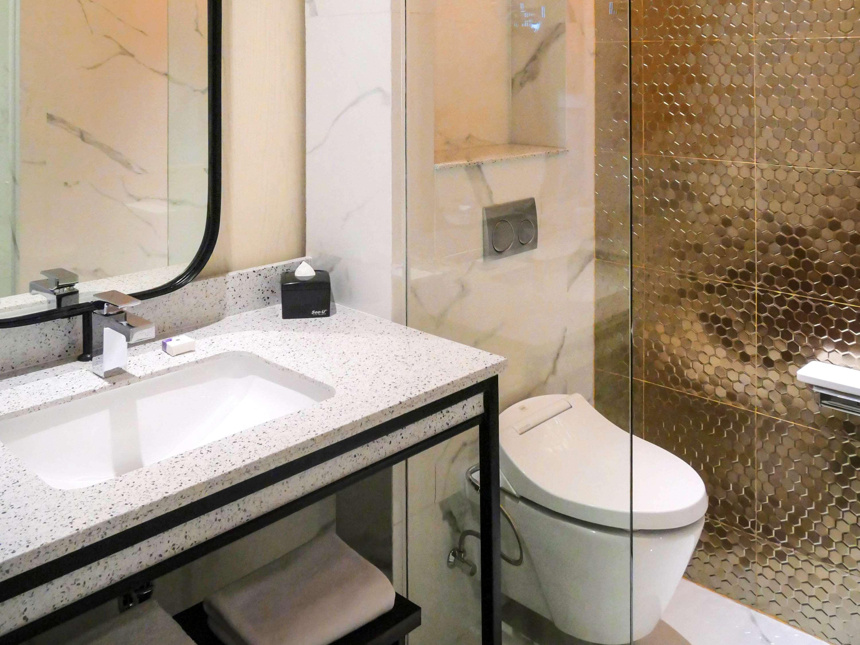 Movenpick Surabaya City Rum bild